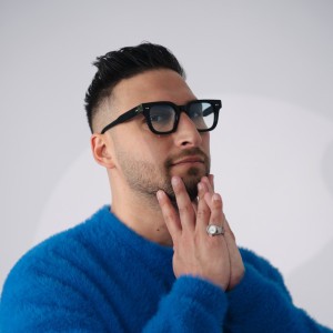 user-avatar