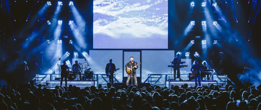 Chris Young Tour Launches To Sold-Out Arenas
