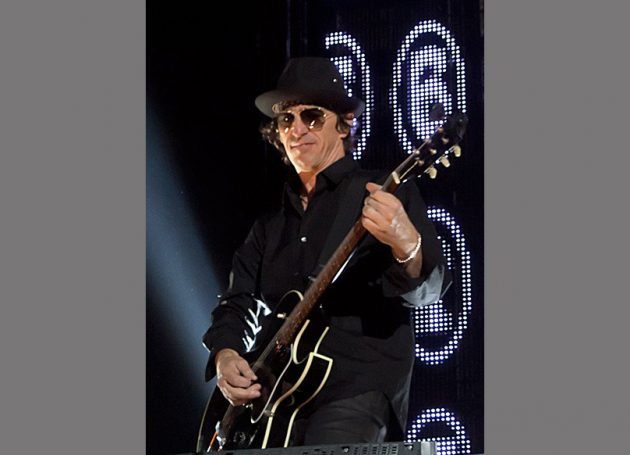 Izzy Stradlin Was 'Unable To Reach A Happy Middle Ground' On GN'R Tour