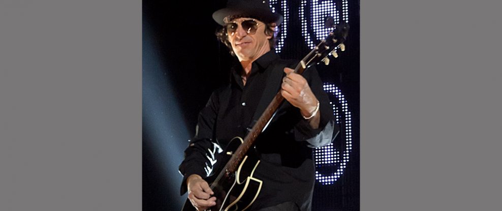 Izzy Stradlin Was 'Unable To Reach A Happy Middle Ground' On GN'R Tour