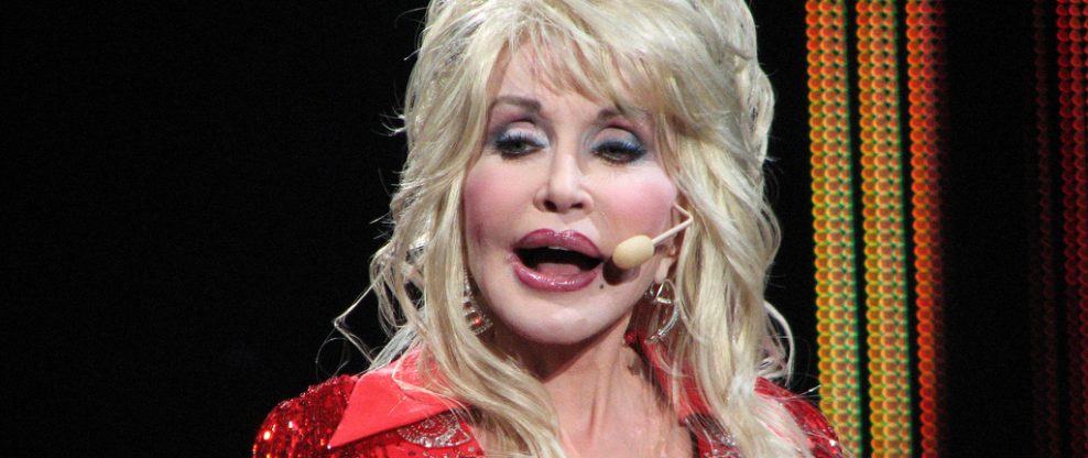 Dolly Parton Receives Excellence In Leadership Award In Tennessee