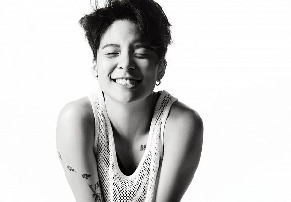 K Pop Star Amber Liu Of Fx Signs With Steel Wool