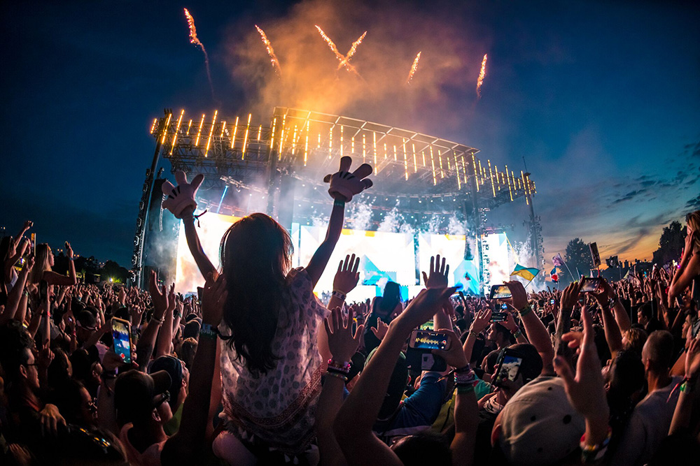 More Than 100,000 Fans Turn Out For Electric Zoo's Tenth Anniversary ...