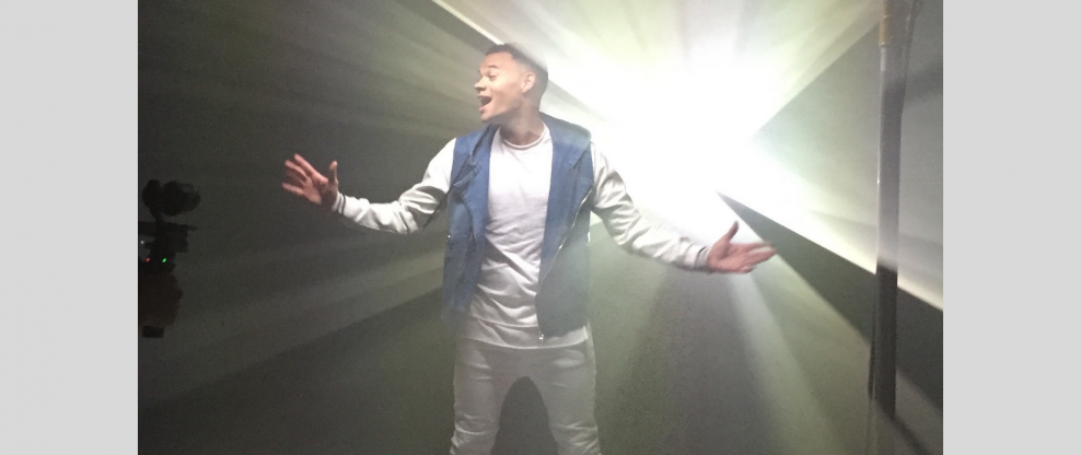Tauren Wells Takes Four Trophies At Dove Awards