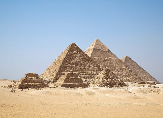 Red Hot Chili Peppers To Play The Pyramids