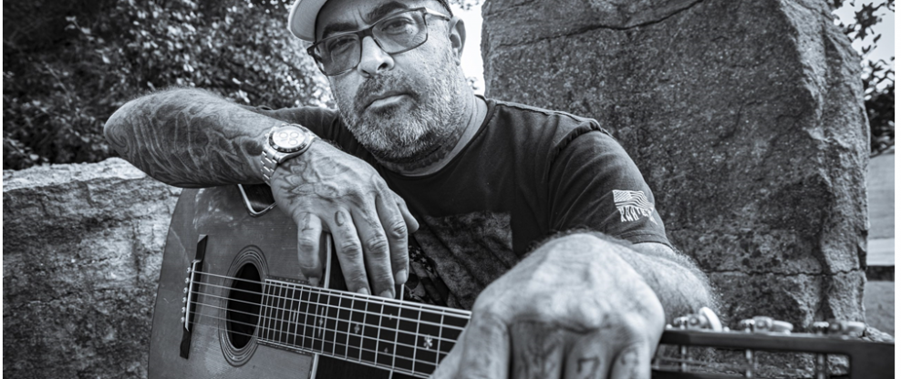 Aaron Lewis Has No. 1 Selling Country Album in America