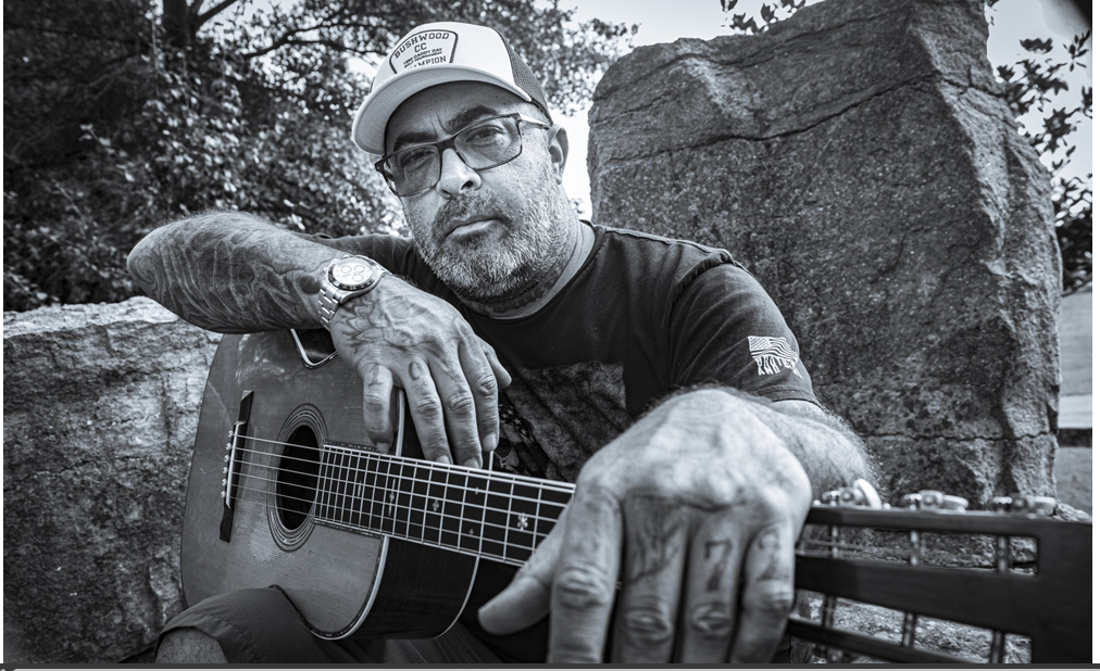 Staind Frontman & Singer/Songwriter Aaron Lewis Drops New Single 'Made In China' Ahead of Album Release