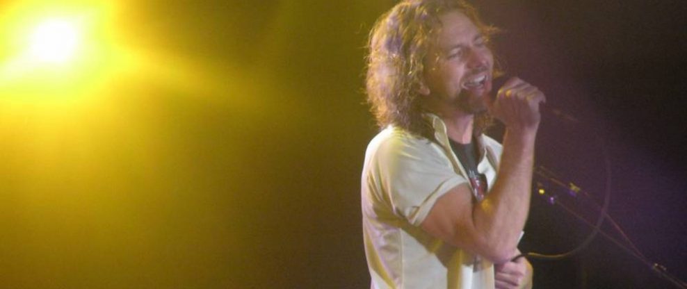 Pearl Jam Frontman Eddie Vedder Has Violent Fan Removed From Zurich Show - "You're Out of Here - Violence is Not Allowed"