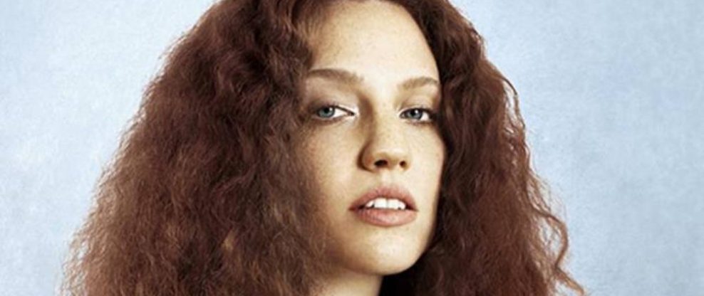 Singer-Songwriter Jess Glynne Signs With UTA And Moves to Roc Nation