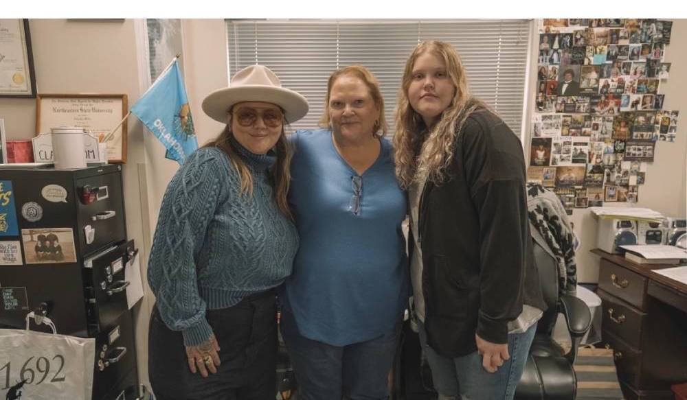 Elle King Surprises Beloved Teacher of the Year at Chouteau High School