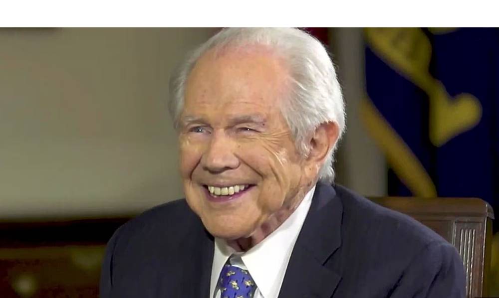 Christian Evangelist and Former Presidental Candidate Pat Robertson Dead At 93