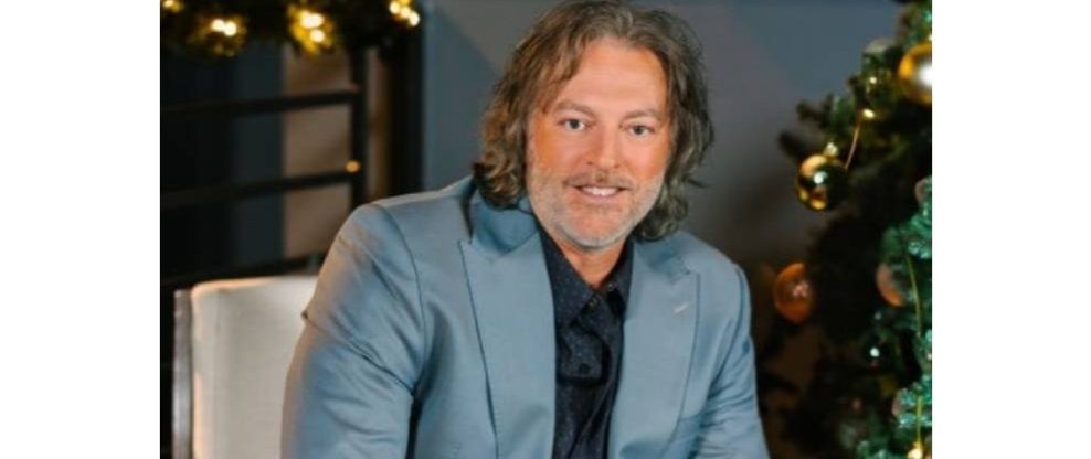 Darryl Worley Announces Home For The Holidays Dinner Show Residency With Lorrie Morgan, Deana Carter & More