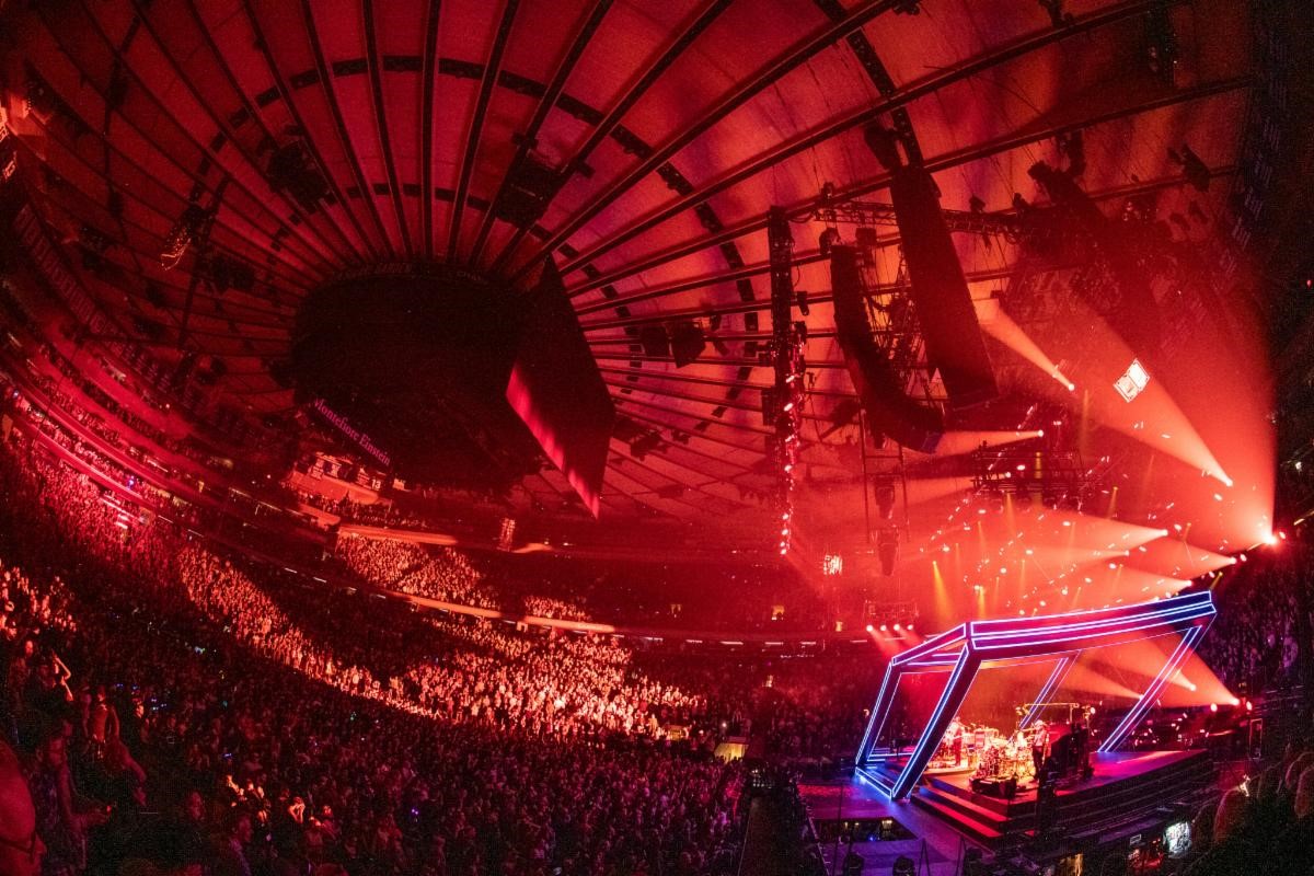 Phish End Annual NYE Run With Iconic 'Gamehendge' Performance At MSG