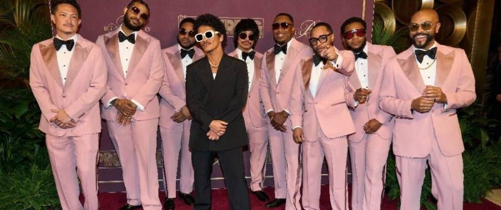 Bruno Mars Debuts The Pinky Ring With Party And Show At Bellagio Resort And Casino