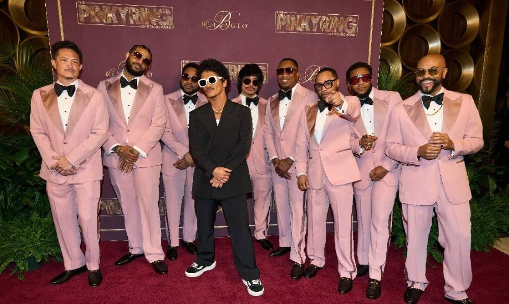 Bruno Mars Debuts The Pinky Ring With Party And Show At Bellagio Resort