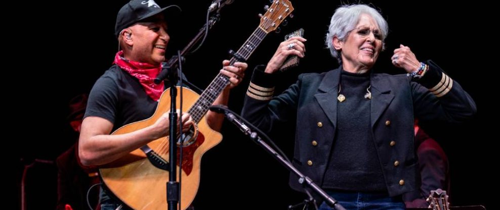 Sweet Relief Musicians Fund Honors Joan Baez With Tom Morello, Bonnie Raitt And More