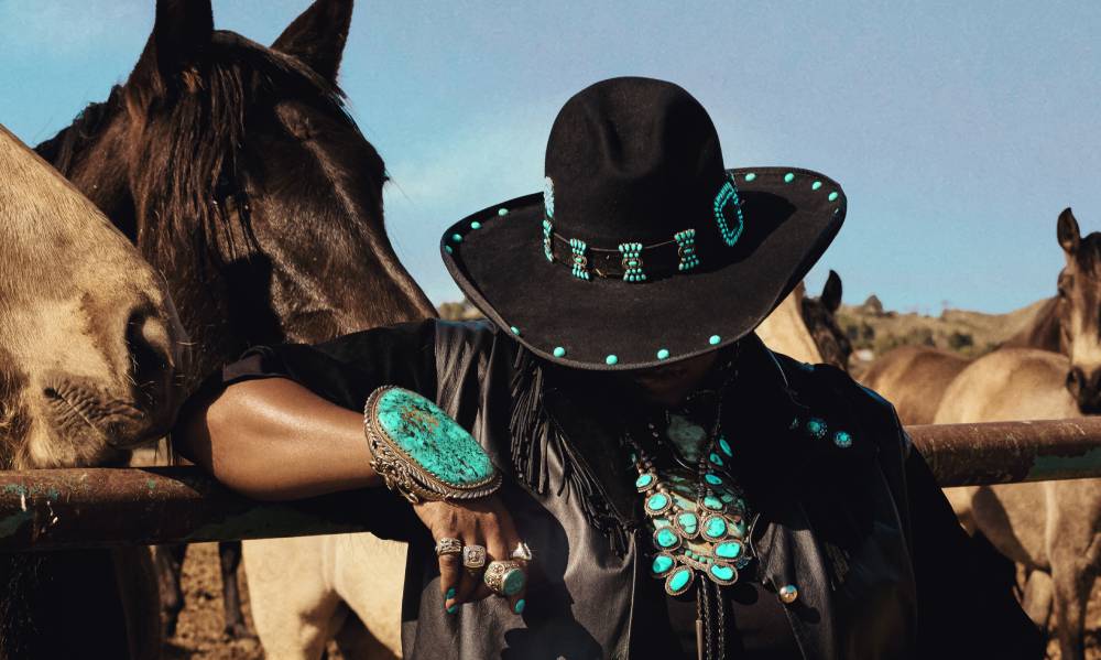 Grammy Nominated Singer/Songwriter Ink Signs With Big Loud And Electric Feel Records