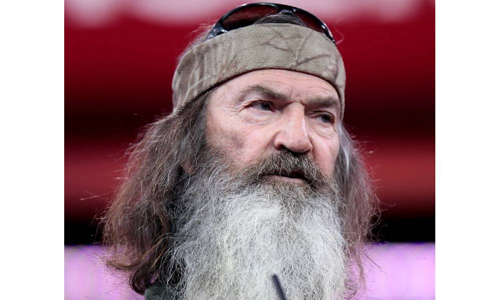 Duck Dynasty Patriarch Phil Robertson Dead At 79