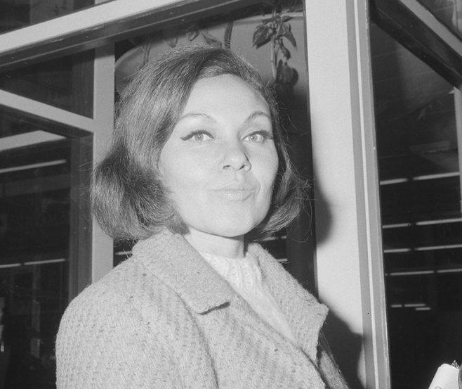 Cleo Laine