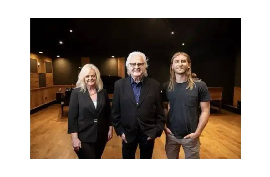 Ricky Skaggs Announces Reopening Of Fully Renovated Skaggs Place Studio