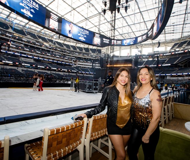 Danna and Vanessa Fuentes