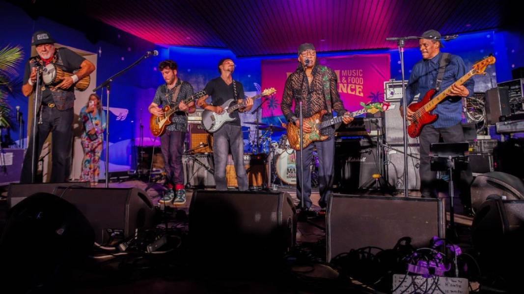 Ernie Isley And Mick Fleetwood Close Out Maui Fest Raising $200K For Lahaina Fire Relief